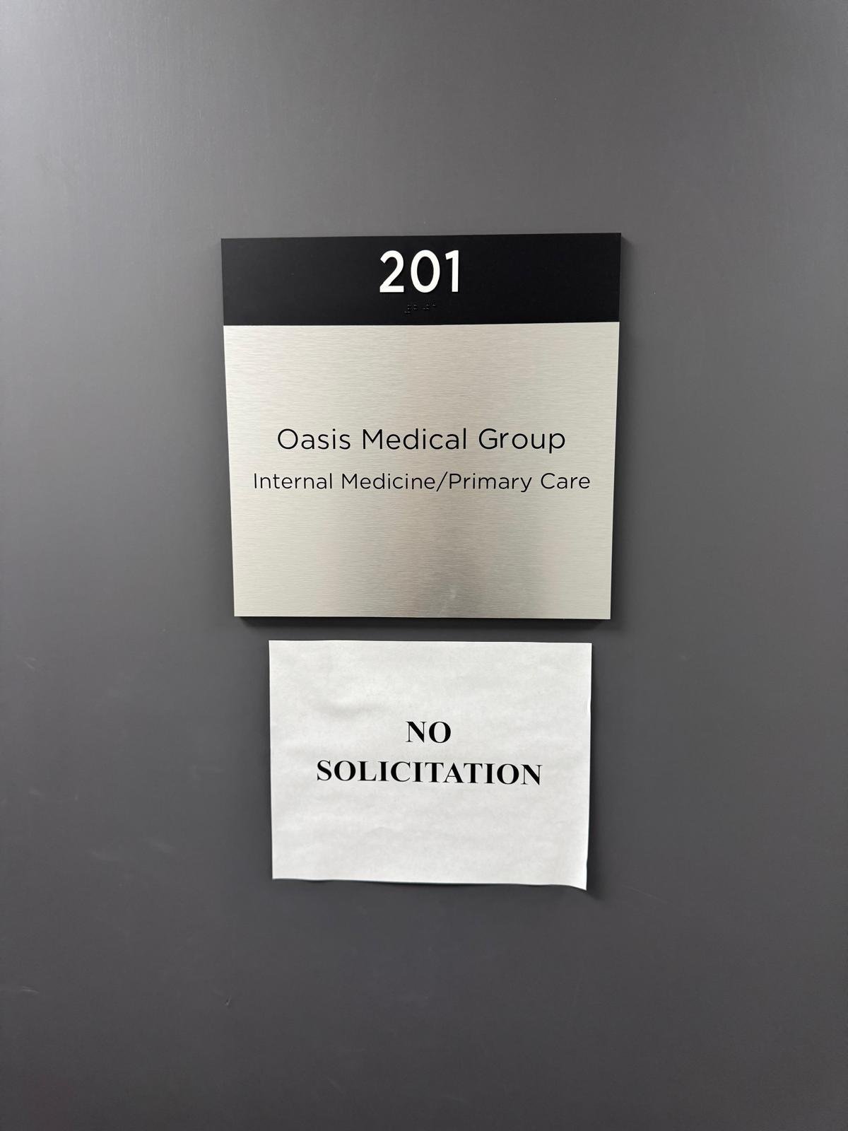 Oasis Medical Group clinic — Vista, CA (photo 12)
